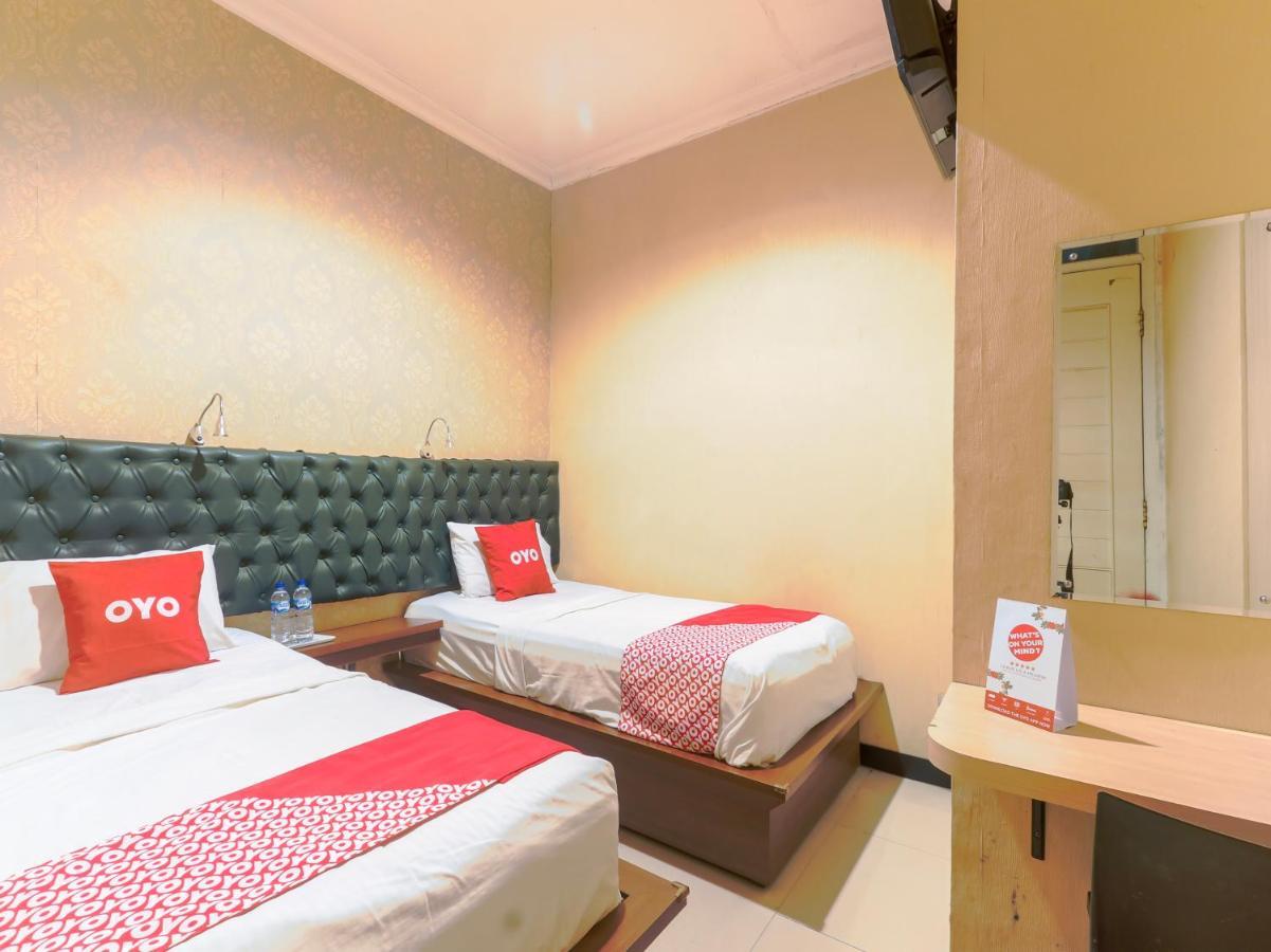 Oyo 90788 Nillo Hotel Kebumen Екстер'єр фото