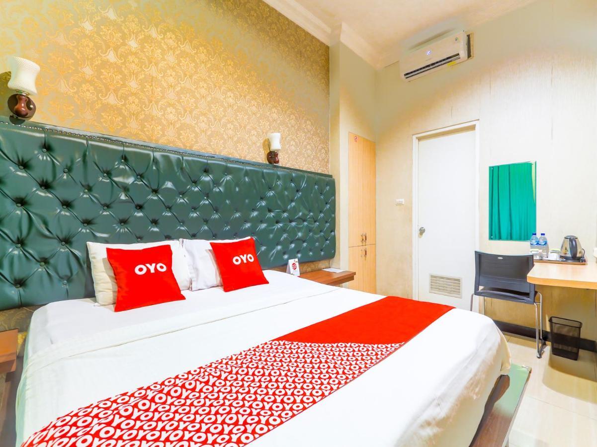 Oyo 90788 Nillo Hotel Kebumen Екстер'єр фото